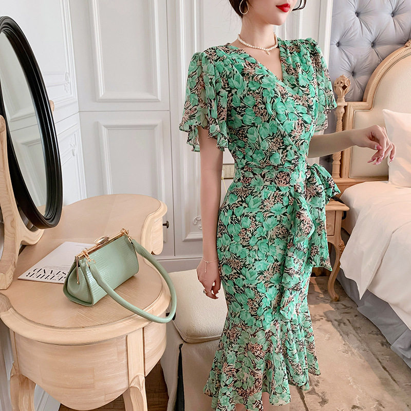Váy maxi đuôi cá voan xếp tầng kiểu Pháp tay bồng che khuyết điểm — Màu xanh lá