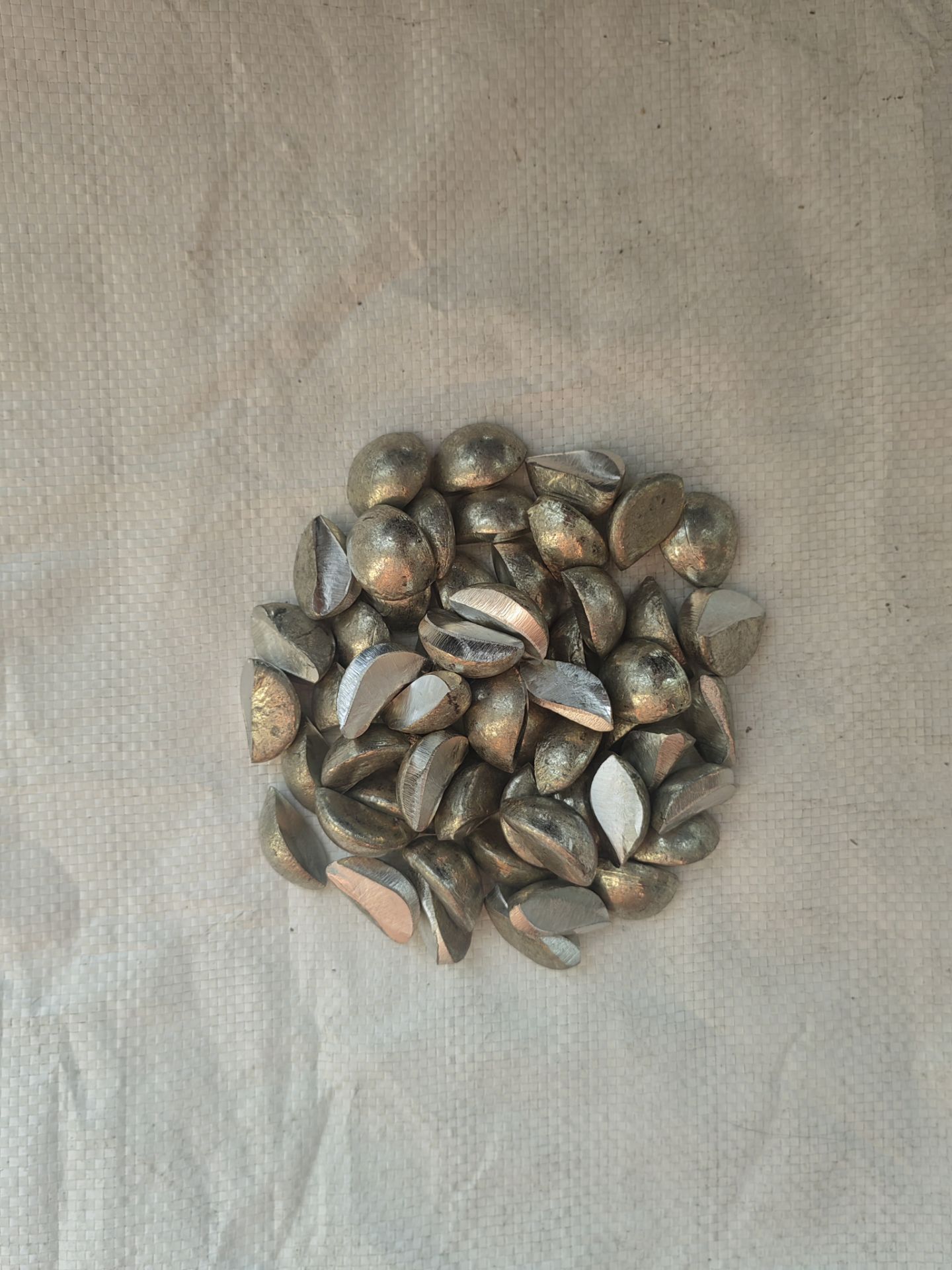 cbd805e264552585e2c6bbbcba076a