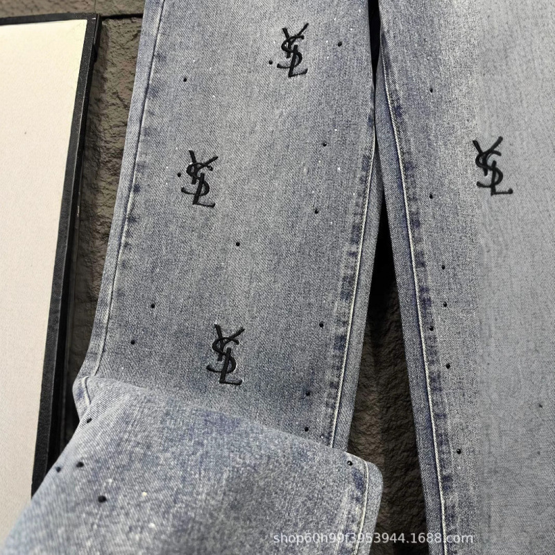25 春夏新作ニッチデザインヘビーデューティーウォッシュホットダイヤモンドレター刺繍ストレートジーンズ女性用|undefined