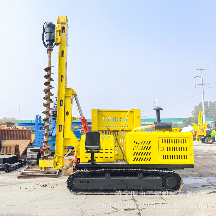 高低腿光伏打桩机
