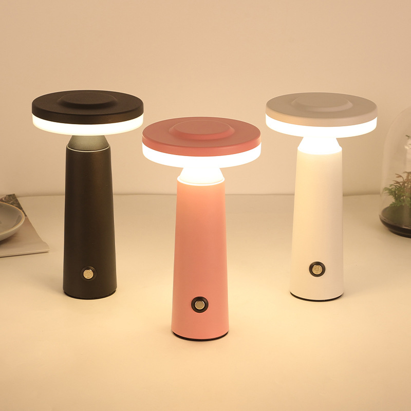Lámpara de mesa led de venta caliente transfronteriza Lámpara de mesa de ambiente minimalista nórdico carga usb decoración creativa restaurante mesita luz de noche