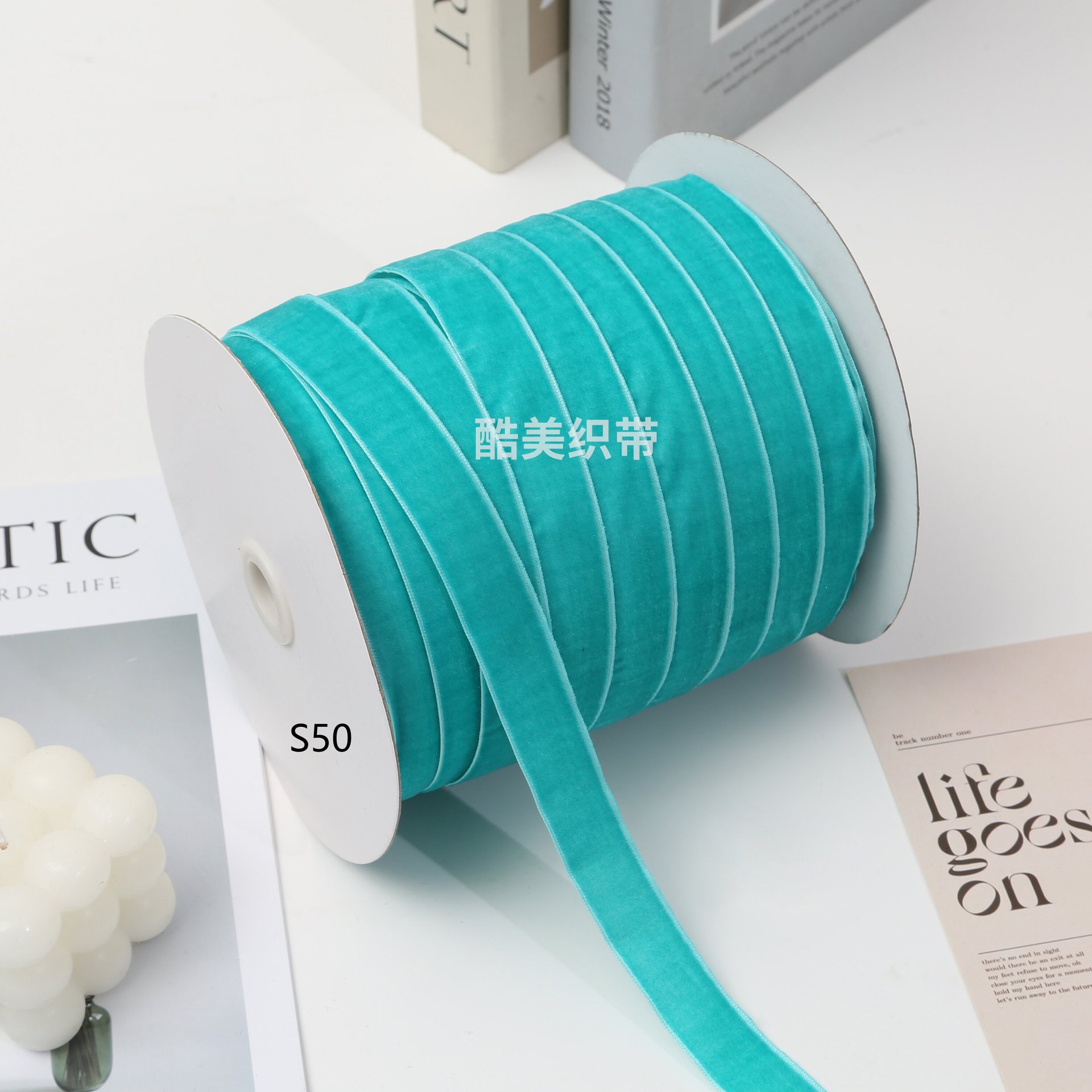 Stock 1.5cm / 2cm / 2.5cm unilateral cinta de terciopelo de terciopelo de color diy arco hecho a mano