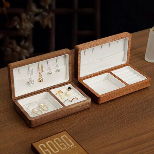 Wooden jewelry box black walnut wood retro small portable gold jewelry ring storage box high-end light luxury style