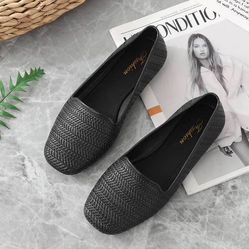 New Korean breathable sandals, four-season women's flat shoes, shallow slit casual single-layer shoes, nurse's pregnant women's shoes, dancing shoes