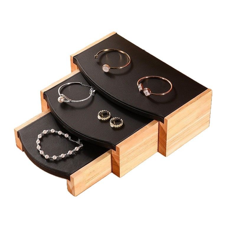 ʵľ����չʾ�ܲ輸��Ʒ�鱦չʾ����������װ�����������Ӱڼ���