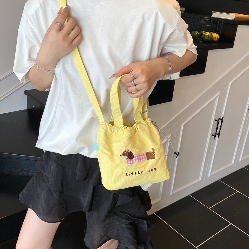 2025 夏の新作刺繍ショルダーバッグ小さな新鮮な女の子のハンドバッグ甘いイン多用途ファッションクロスボディバッグ|undefined