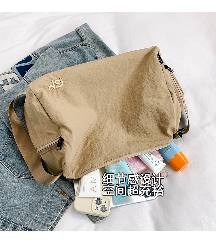 Crossbody tote bag, Korean style Instagram niche design women's bag, nylon fabric canvas bag, fashionable, casual and artistic single-shoulder bag undefined
