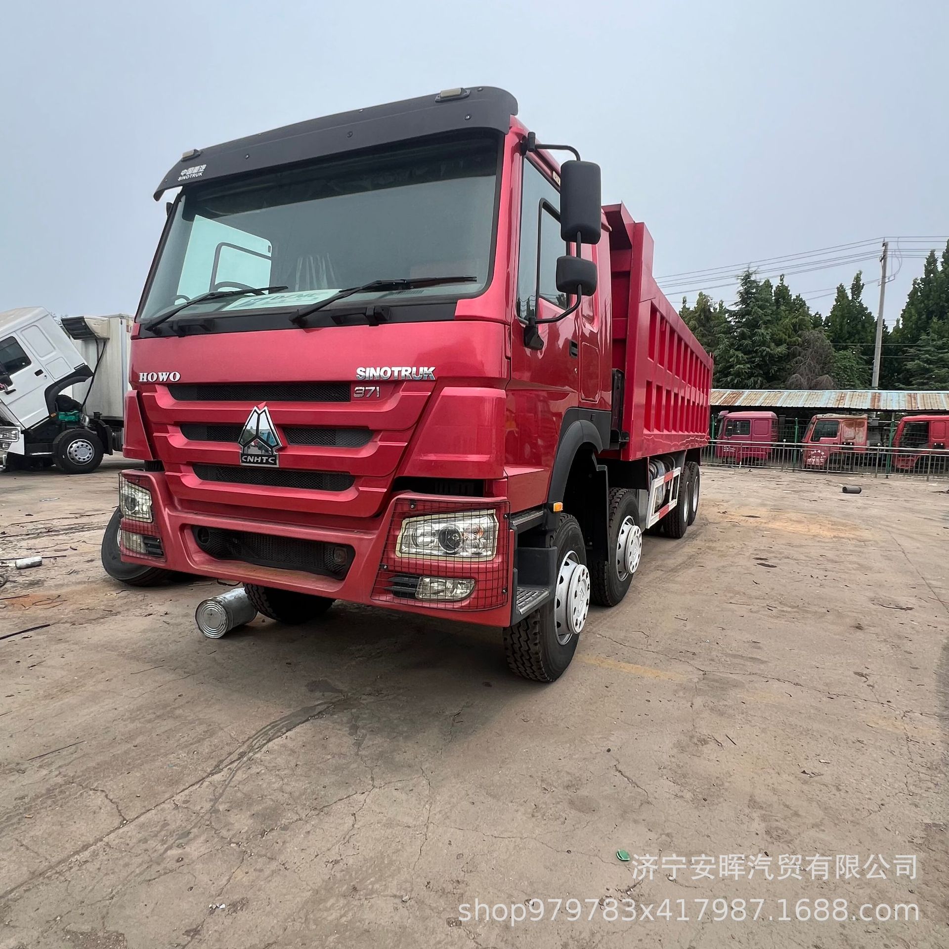 豪沃375马力卡车重型工程自卸371马力10轮渣土车6*4 后翻运输车