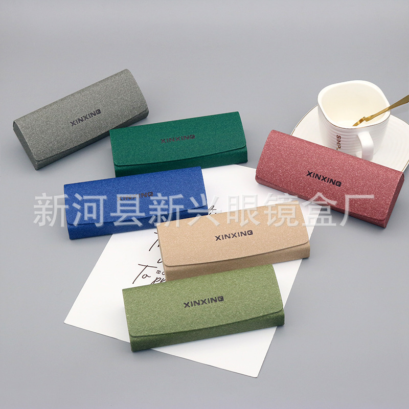 2026Ins Stylish High-End Portable Anti-Pressure Eyeglass Case for Students, Unisex, with Logo, Retro New Model Wholesale