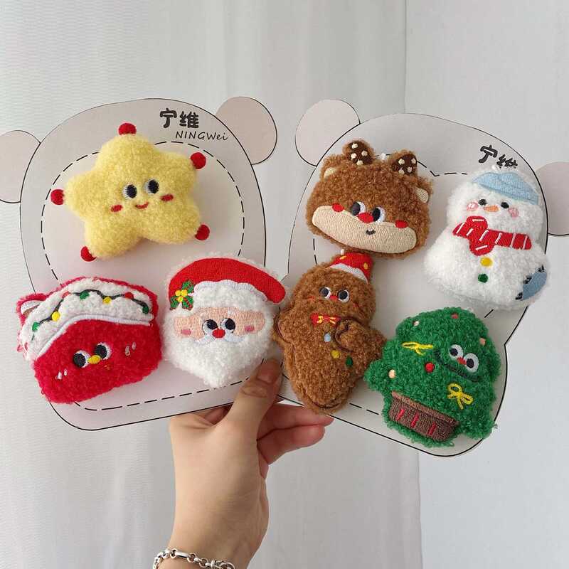Christmas plush toy accessories cute cartoon Santa, snowman, reindeer pendants, DIY brooches, doll decorations Christmas plush toy accessories cute cartoon Santa, snowman, reindeer pendants, DIY brooches, doll decorations