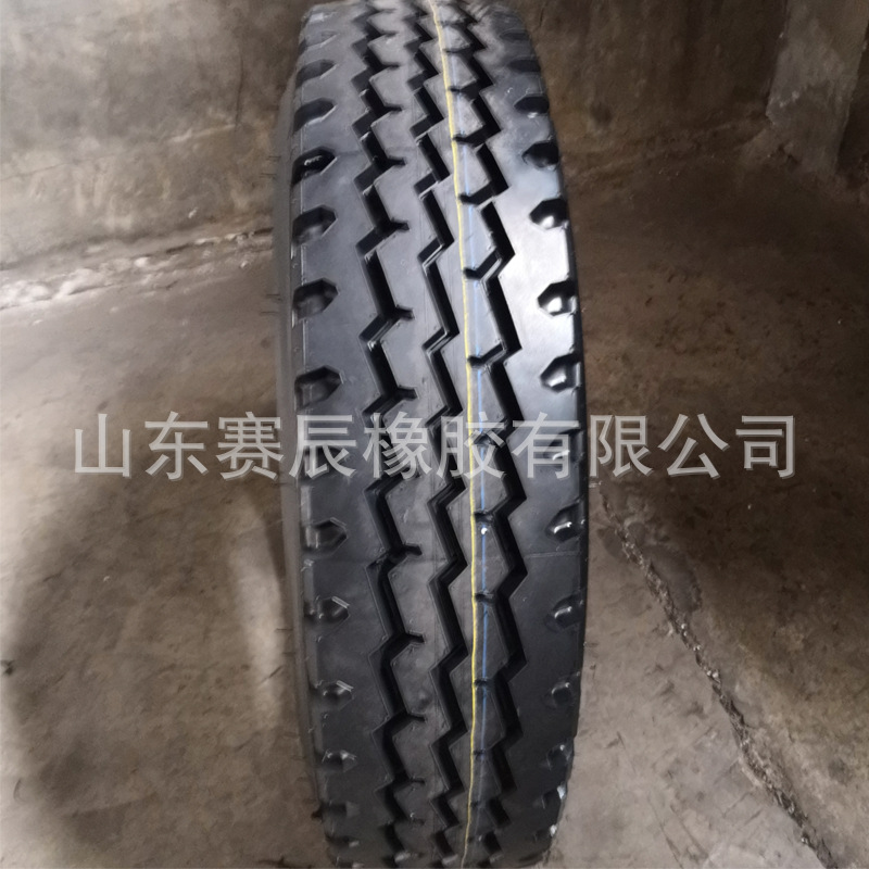 钢丝胎900R20 1000R20工厂批发顺花货车轮胎全新耐磨全钢汽车轮胎