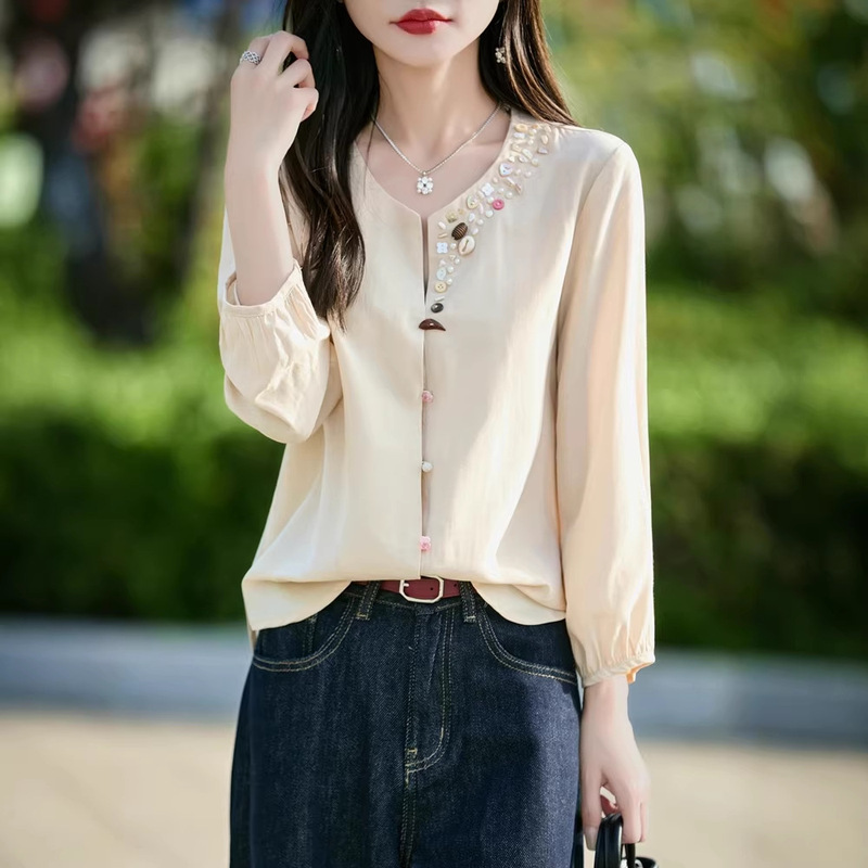 Light Luxury Style Women's Shirt 2026 Summer New Round Neck Three-Quarter Sleeve Shell Button Beaded Elegant Slimming Top Light Luxury Style Women's Shirt 2026 Summer New Round Neck Three-Quarter Sleeve Shell Button Beaded Elegant Slimming Top