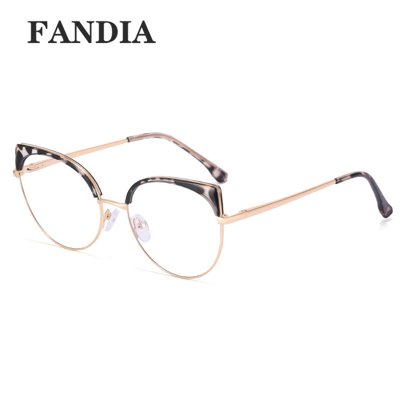 82016 nueva moda estilo coreano transparente Oval marco adelgazante ultra-ligero llano cara en línea puede ser equipado con grados gafas marco gafas