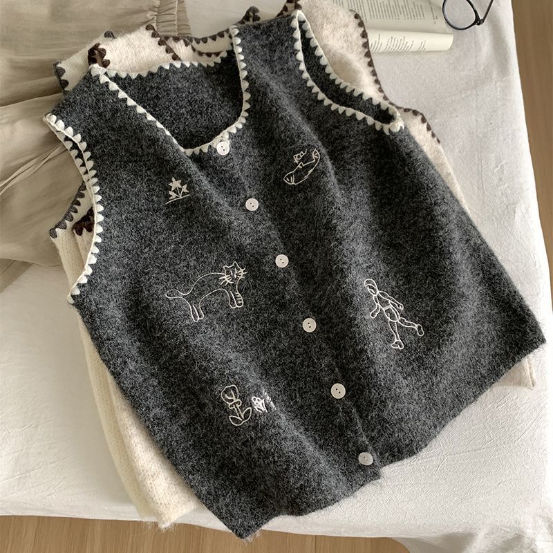 Retro round-neck cartoon embroidered cute and stylish sleeveless sweater vest for women, autumn style, hides body fat, suitable for layering, knitted vest