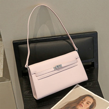 腋下凯莉包手掌纹真皮女包2026新款欧美时尚高级感单肩斜挎法棍包