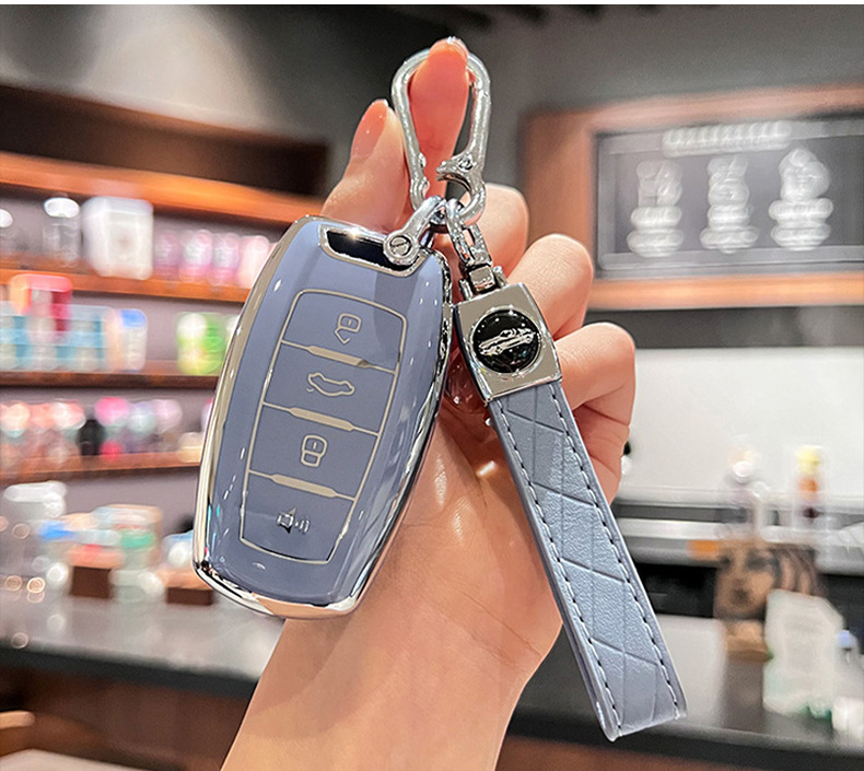 Suitable for Haval H6 Key Cover M6 Car F7 Third Generation Haval Chitu H2 Big Dog H9 Female F5 Buckle Euler Black Cat Shell