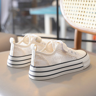 Crayon Shin-Chan Kidsren's Shoes Thick-Soled Mesh Shoes Girls' White Shoes 2025 Summer New Campus Breathable Kidsren's Canvas Shoes