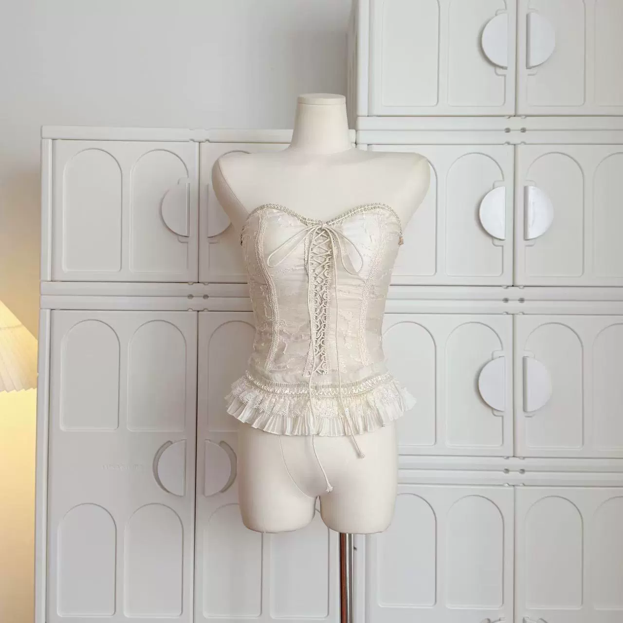 Top (women) lace corset with cups, removable straps — black, size S