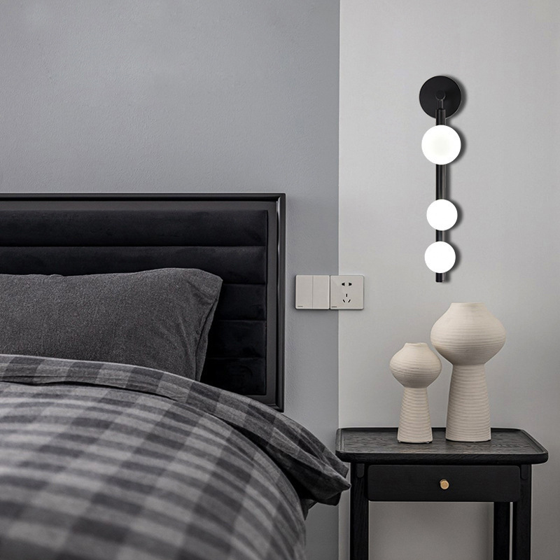 Lámpara de pared de fondo de la pared de fondo de la cama del dormitorio del pasillo de fondo de la moderna lámpara de frente de vidrio de salón de peluquería de nuevo estilo simple vino 2024
