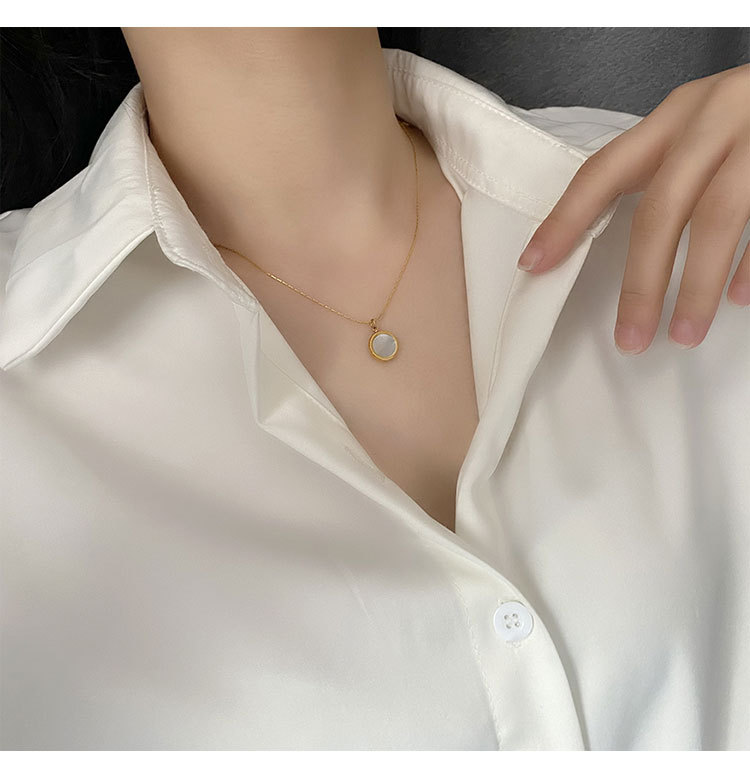 4g Weight Vacuum Plating Gold Plating Process Elegant Geometric Titanium Steel Necklace