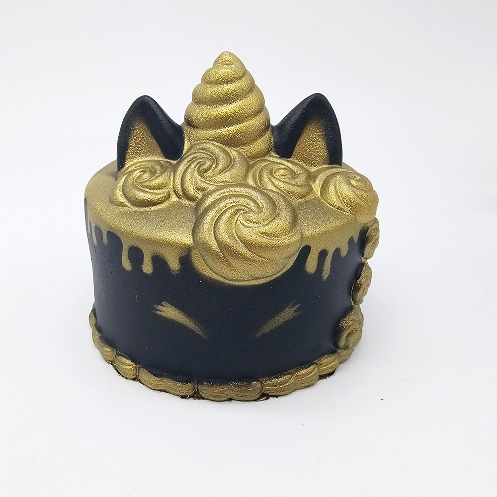 블랙 골드 유니콘 케이크