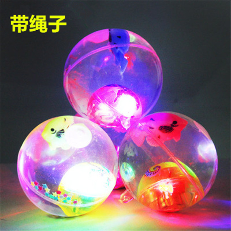 Juguetes luminosos para niños, puestos callejeros en la plaza del mercado nocturno, pequeñas fuentes de productos básicos, fa, mercado de kindergarten, premio de juguetes al por mayor