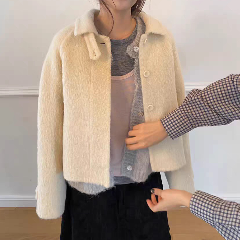In Stock 2025 Winter New Korean Dongdaemun Er*Me Lapel Buttoned Short Su Li Alpaca Coat for Women