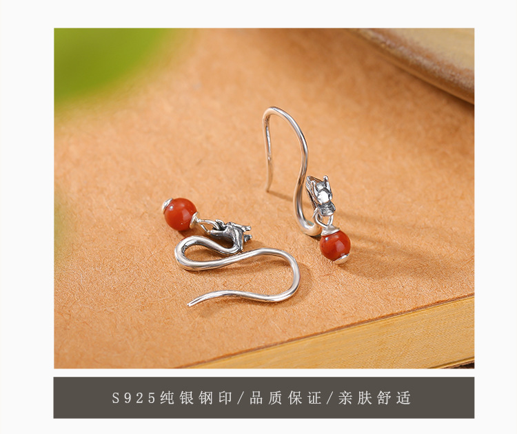 Bông tai móc bạc S925 hạt ngọc trai nước ngọt phong cách cổ điển họa tiết phượng hoàng — Mẫu phượng hoàng đỏ nam chi tiết 5