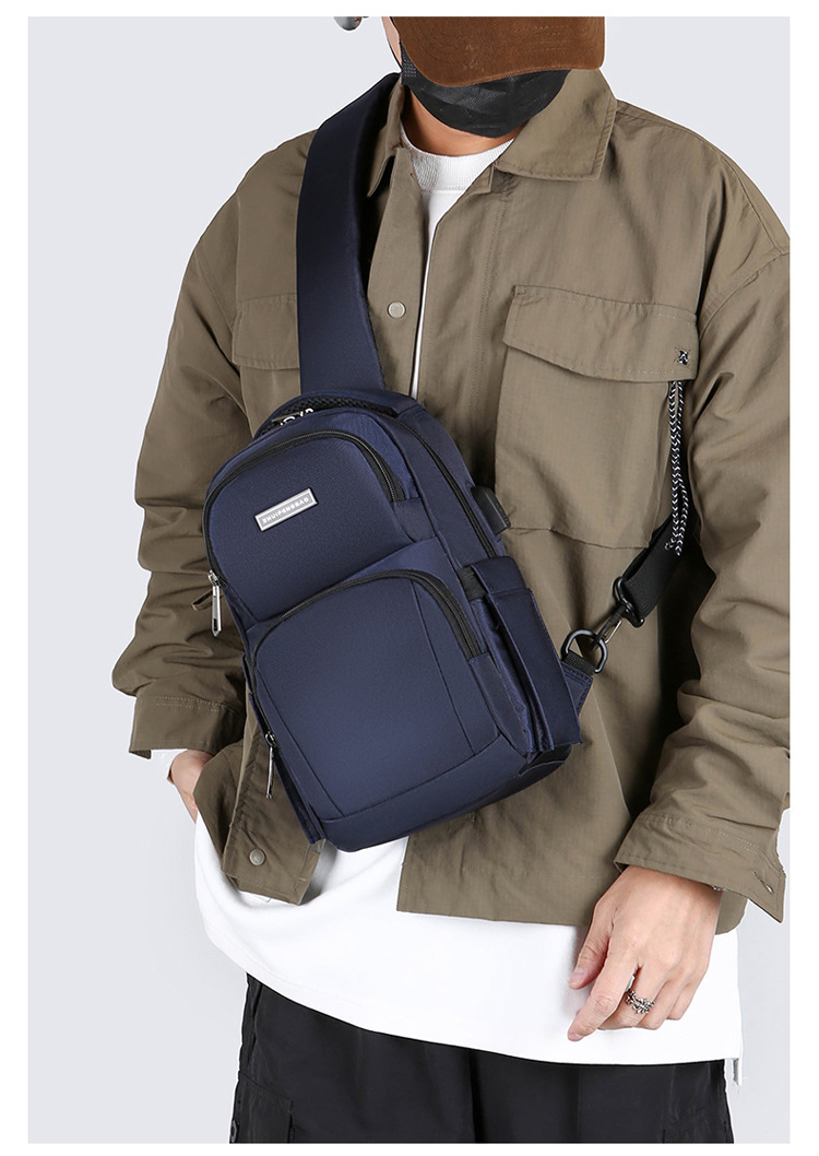 The new men's chest bag for the autumn of 2024, a trendy casual single-shoulder bag, a cross-border water-resistant rechargeable crossbody bag undefined