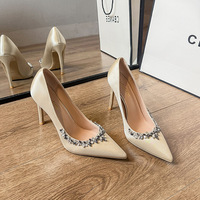 New year champagne colored pointed rhinestone trimmed high heels for women, slim heels, French style sexy and beautiful shallow mouth single shoes