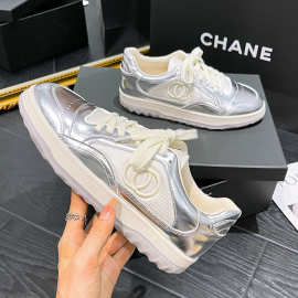 真皮小白鞋女2024新夏双色黑白熊猫厚底运动休闲小香风老爹板鞋女