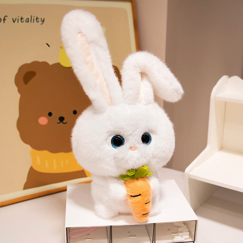 ウサギのボスのぬいぐるみのぬいぐるみのぬいぐるみのぬいぐるみは、大機密ウサギをかわいがって、女の子に誕生日プレゼントをプレゼントします。|undefined