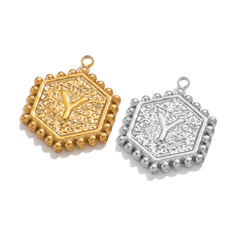 Colgante hexagonal de la letra del corazón del acero inoxidable A-Z colgante de la letra hexagonal DIY accesorios de la joyería colgante