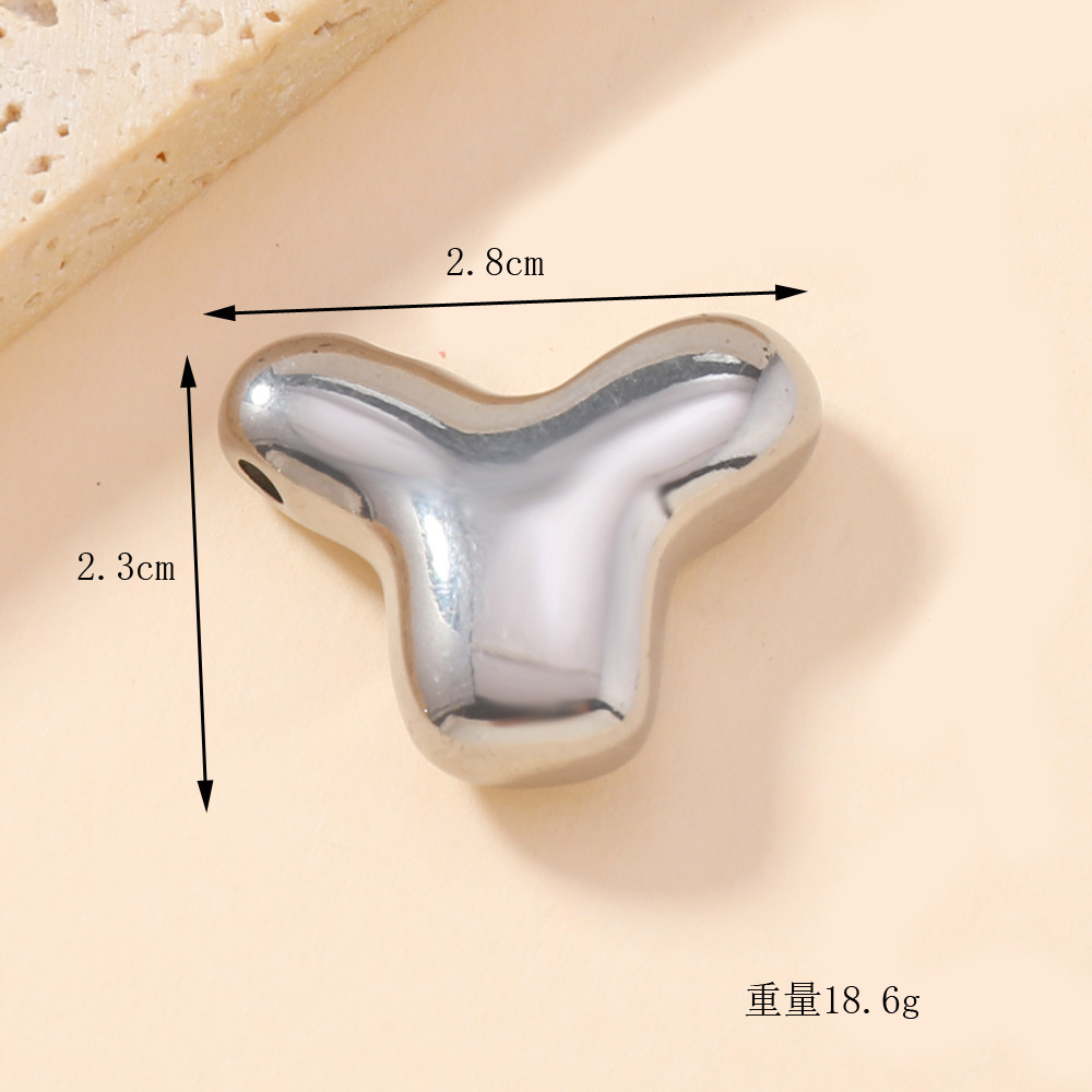 Colgante único venta cruzada de burbujas de fundición 26 collares de letras inglesas accesorios colgante DIY joyas de acero inoxidable