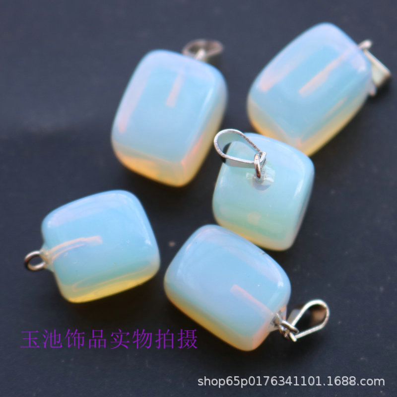 Colgante de cristal natural pequeño cuadrado rosa verde dongling ágata rojo colgante irregular pendientes collar accesorios diy