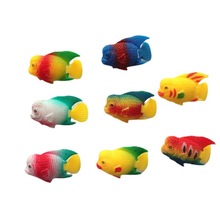 供应塑料鱼 仿真鱼  塑料漂浮小鱼  宝杰水族器材批发