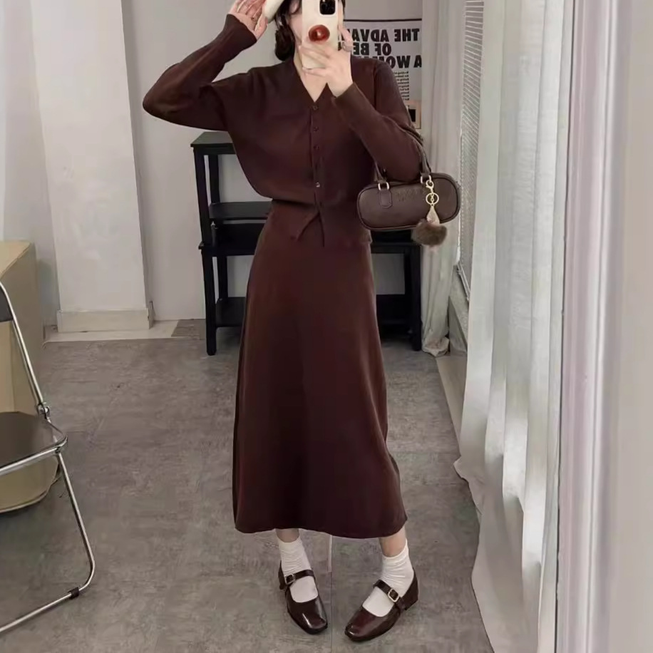 Temperamento piccolo profumo stile due pezzi donna primavera e autunno scollo a V cardigan lavorato a maglia linea A metà corpo lungo_voghion.com