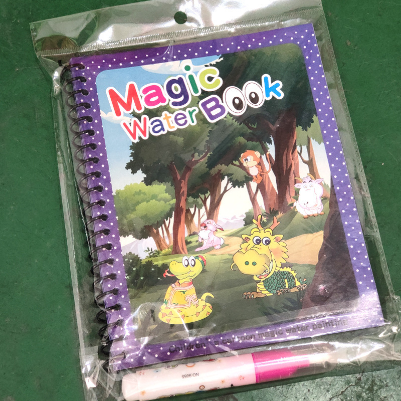子供の水の絵の本のアイデアの魔法の水の絵の本の落書きの多彩な水の絵の冊の幼稚園は色を塗って繰り返し使うことができます。|undefined