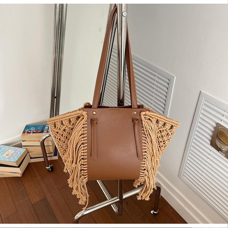 Bolsas de gran capacidad para mujeres 2026 moda de algodón cuerdas trenzadas agujeradas bordas bolsa de playa de viaje de viaje bolsa de ropa de cama casual bajo bolso especial