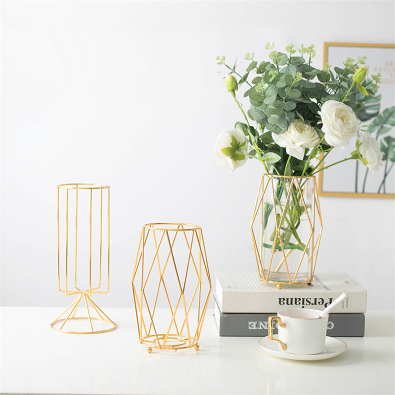Fábrica de una mano nórdico simple hierro metal candelabro titular de la pluma almacenamiento soporte de hierro sala de estar estudio escritorio adornos de hierro