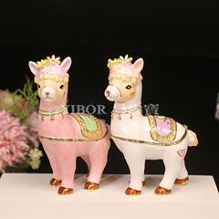 动物珐琅彩首饰盒轻奢卡通镶钻手工艺品礼物桌面羊驼摆件家居饰品