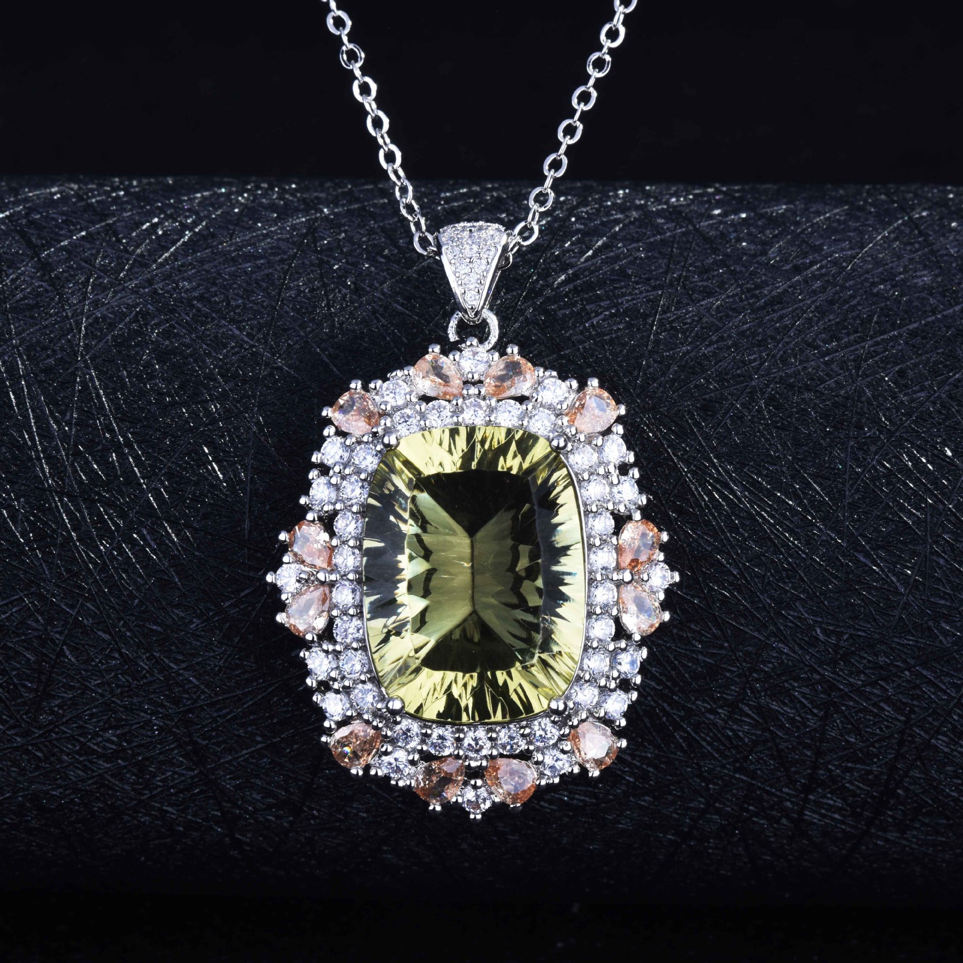 Tik Tok Flux En Direct Personnalisée Avancée Bijoux Collier Du Millénaire De Coupe Citron Pendentif En Cristal Améthyste Topaze Collier display picture 9