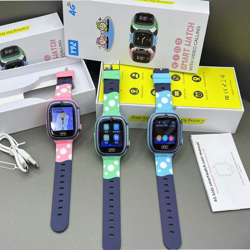 New 4G cross-border Y92 children phone watch WIFI depth waterproof factory direct LBS positioning multilingual 2g New 4G cross-border Y92 children phone watch WIFI depth waterproof factory direct LBS positioning multilingual 2g