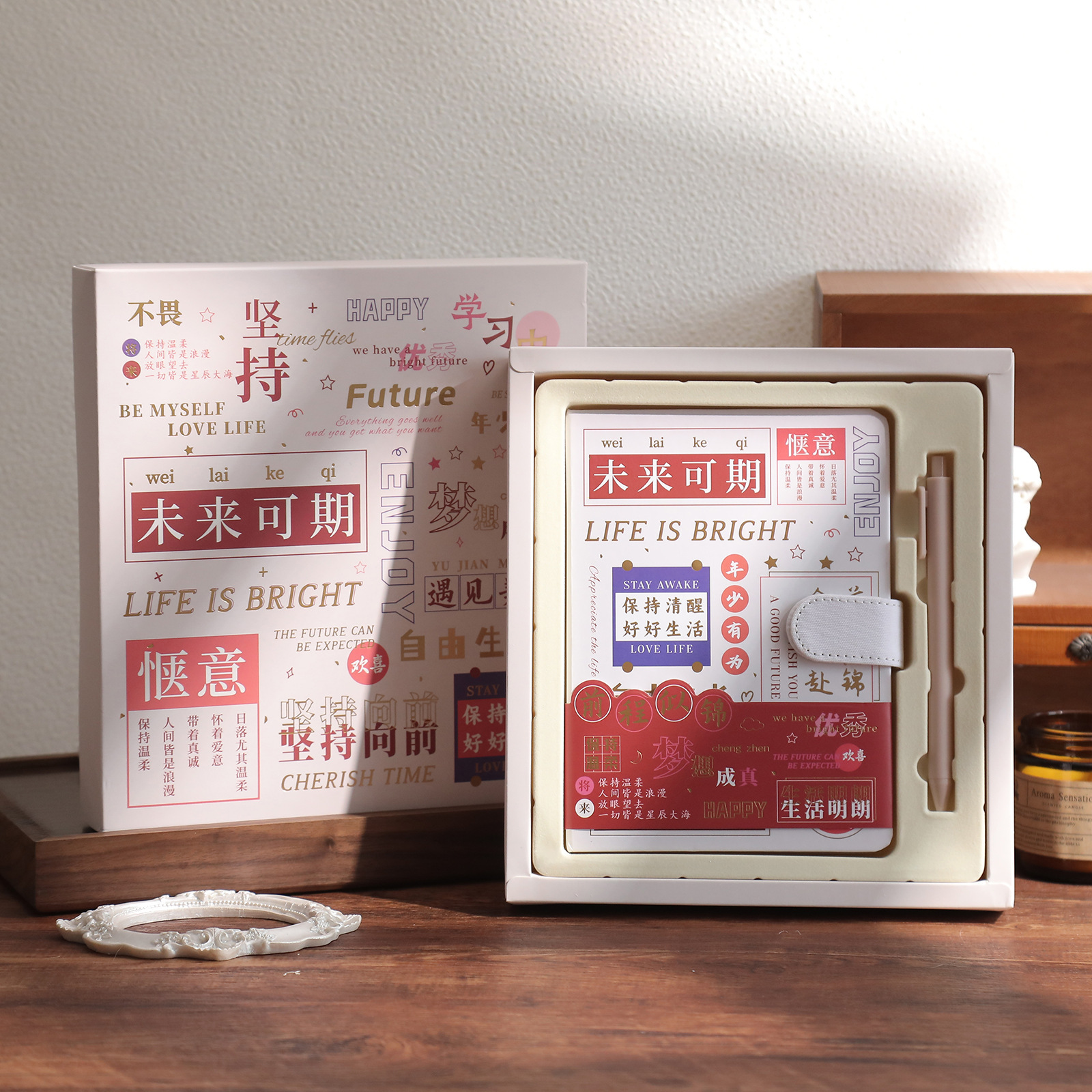 文芸手描き油絵ノートビジネス礼箱セットレトロPU磁気ボタン本手帳中学生お土産