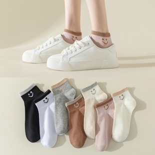 Zhuji socks ladies socks spring and summer thin sweat-absorbent breathable cotton boat socks Japanese cute smiley socks wholesale