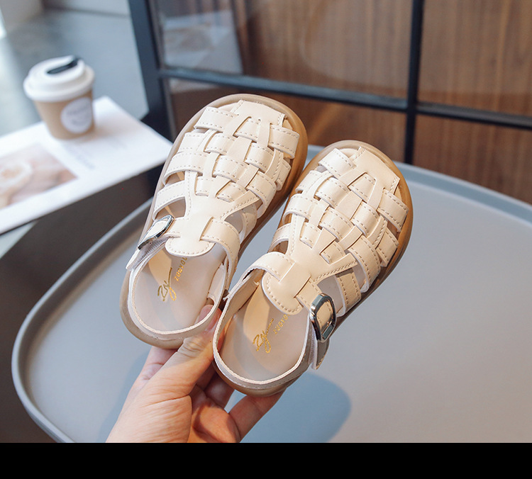2023 Nuovi sandali estivi per ragazzi e ragazze Edizione coreana Scarpe da spiaggia per studenti traspiranti per bambini in gomma_voghion.com