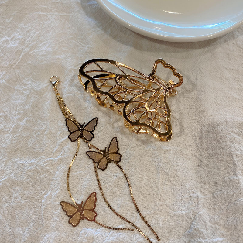 15g Weight Headwear Classification Festival Occasion Women'S Gender Fashion Style Retro Butterfly Metal Pendant Tassel Hair Clip 2