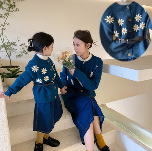 Sweet and Sour Mother-Daughter Family Clothing Trendy Girls Pure Handmade Crocheted Sweater Baby Snow Velvet Sweater Cardigan Puff Sleeves