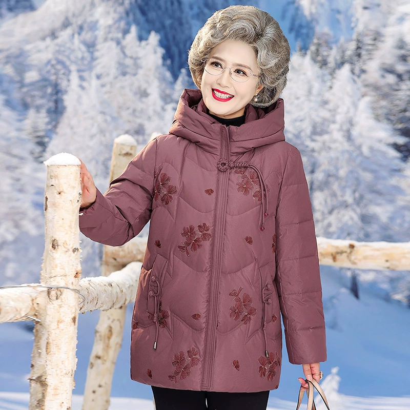 Бабушка зимний пуховик женский толстый теплый пожилой зимняя одежда пожилая мама пальто