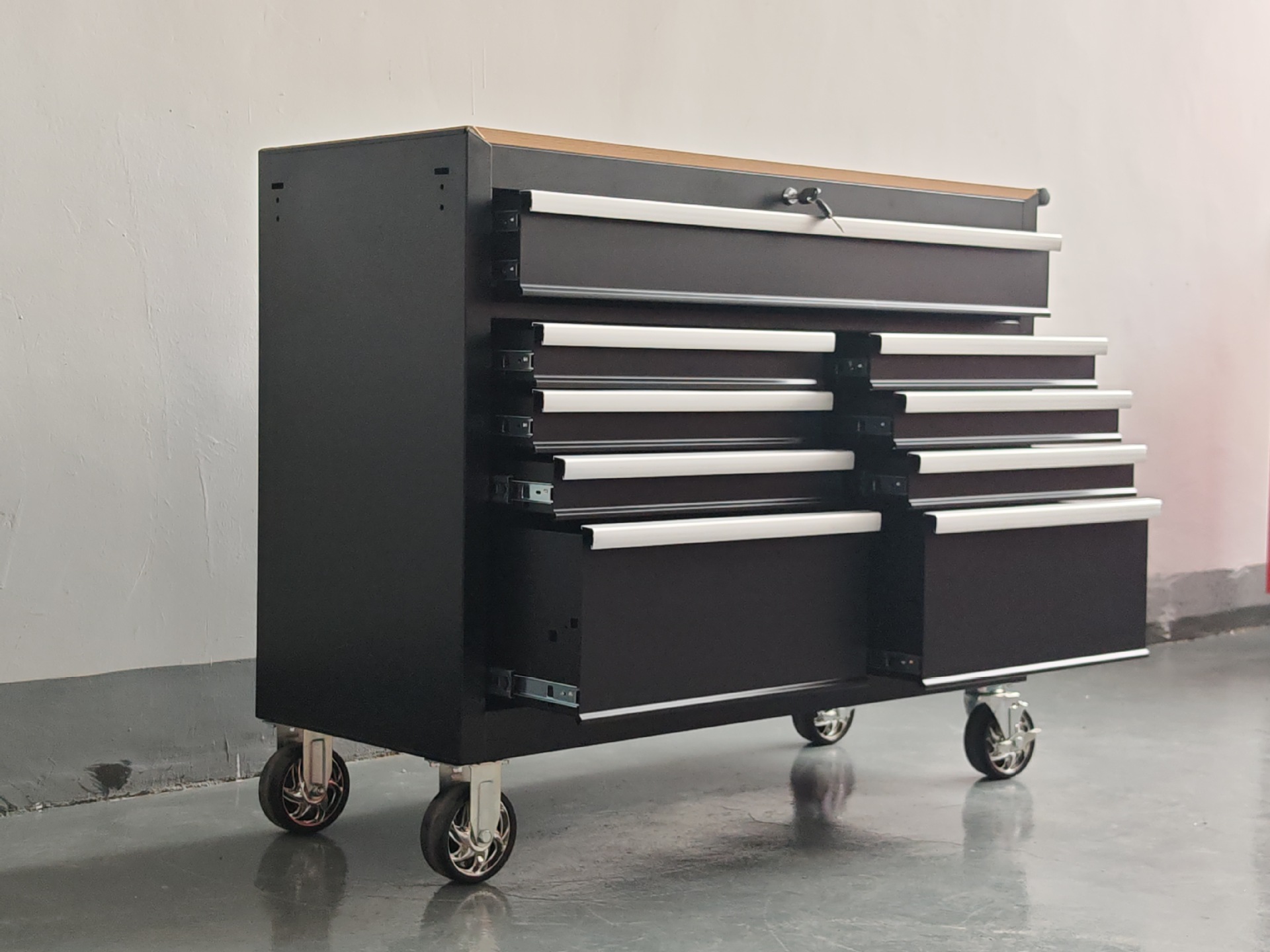 O1CN01Ncj3Ra28czIJDNpZB_!!2218143327954-0-cib.jpg?__r__=1725500026428